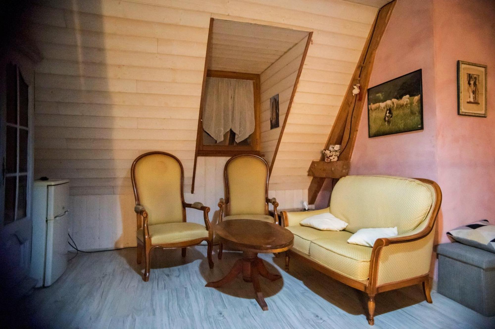 モナン Pesaulhe Bed & Breakfast エクステリア 写真